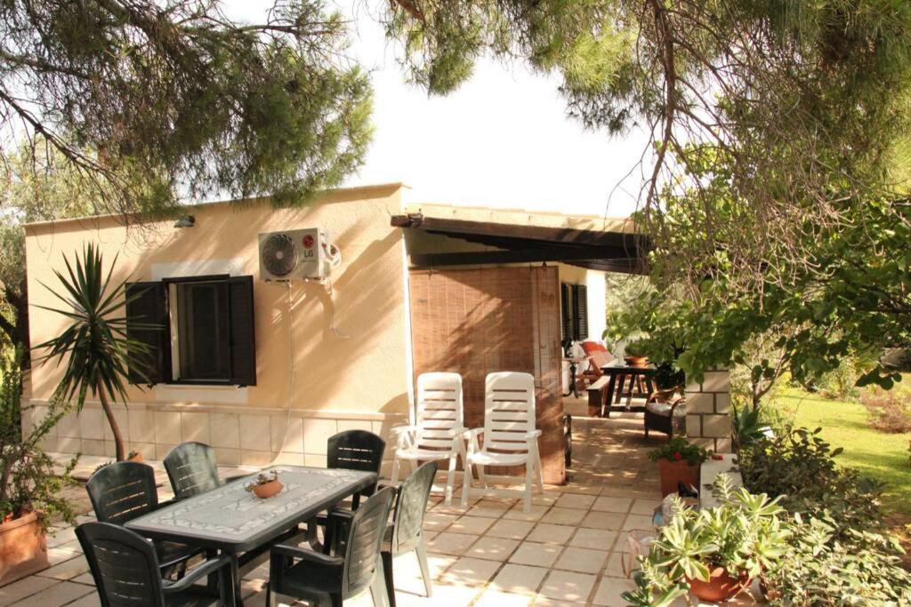 Villa Di Campagna Vicino Al Mare 오로세 외부 사진