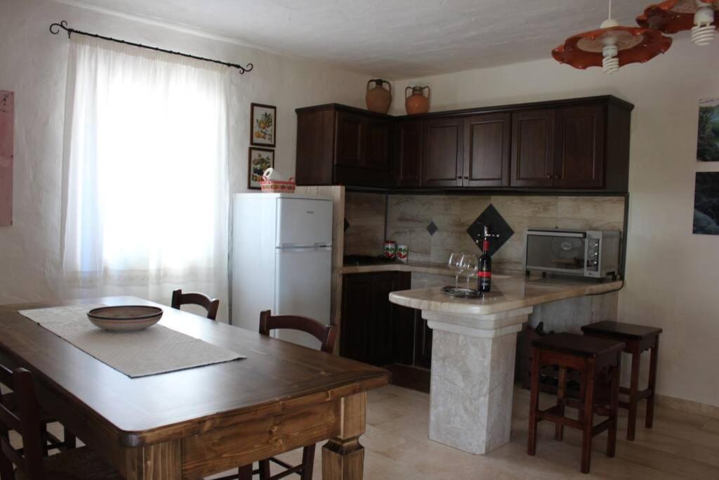 Villa Di Campagna Vicino Al Mare 오로세 외부 사진